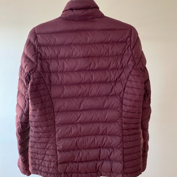 A&F Quilted Down-filled Jacket Size M - Picture 7 of 7